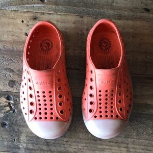 Native shoes size 7 (toddler)